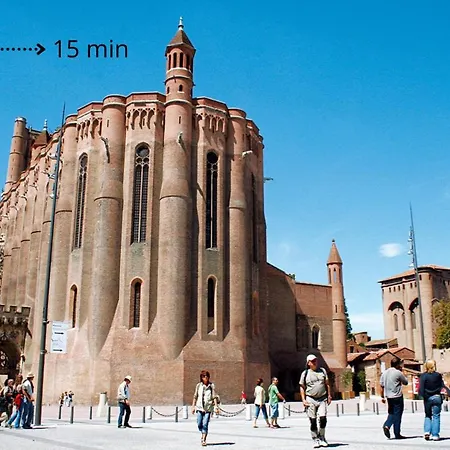 Joli - Piscine - 68m2 - Appartement *