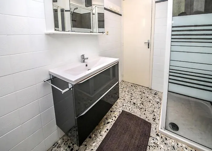 アパート Joli - Piscine - 68m2 - *